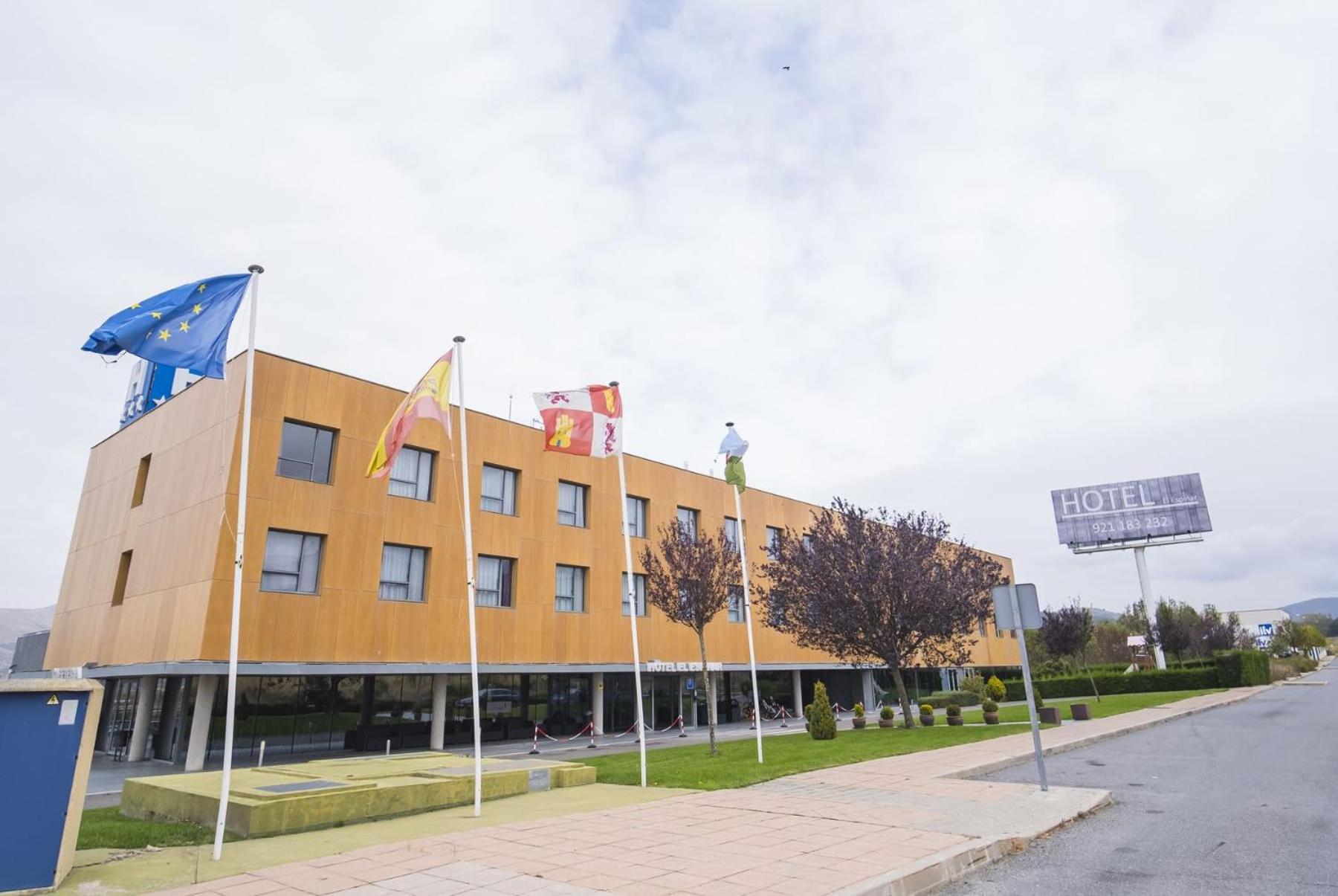 Alda El Espinar Hotel Eksteriør billede