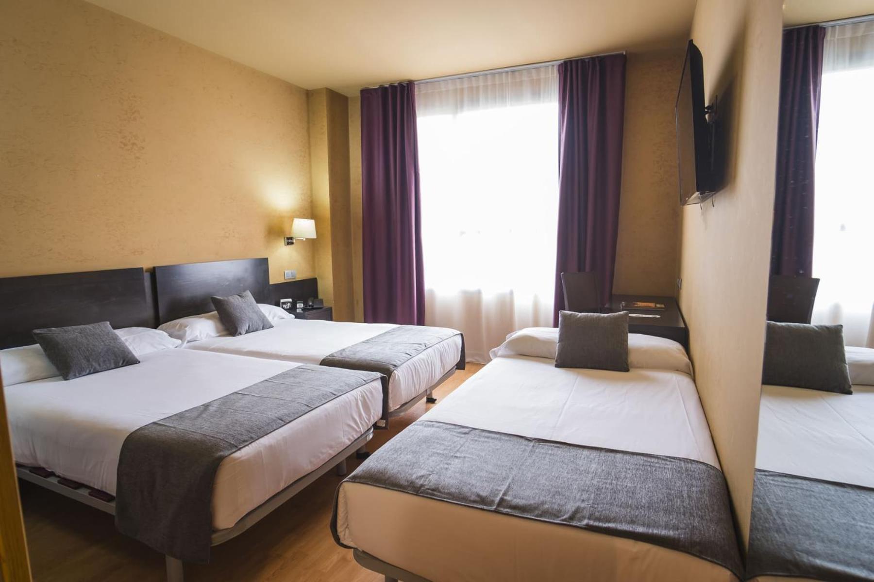 Alda El Espinar Hotel Eksteriør billede