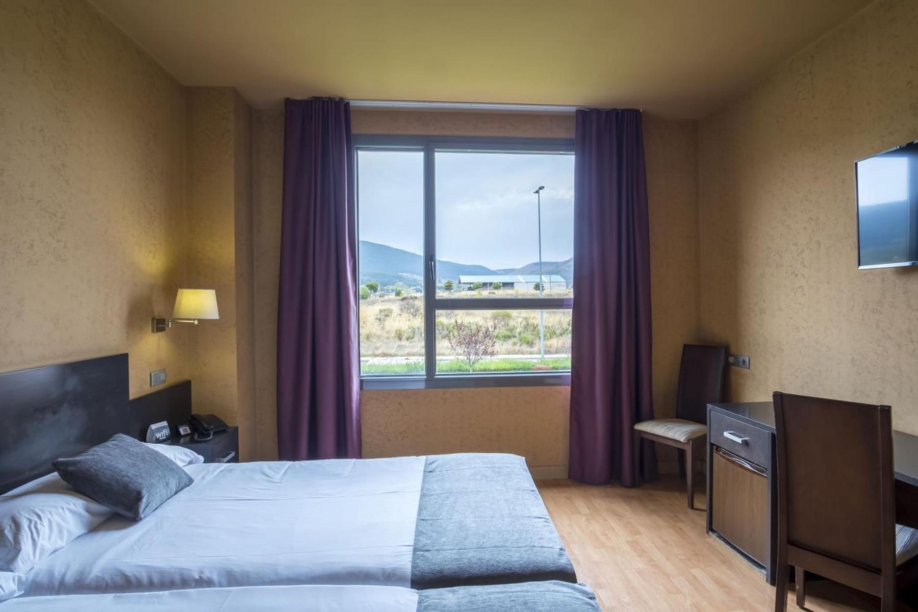 Alda El Espinar Hotel Eksteriør billede